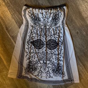 Little black and white dress for every occasion